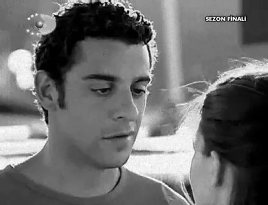 Efe & AsLı - SeninLe Bir Dakika