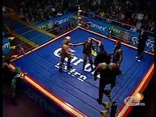 Laredo, Mari, Charly, Pimpi vs Hechicera, Abismo, Cota, Yuri