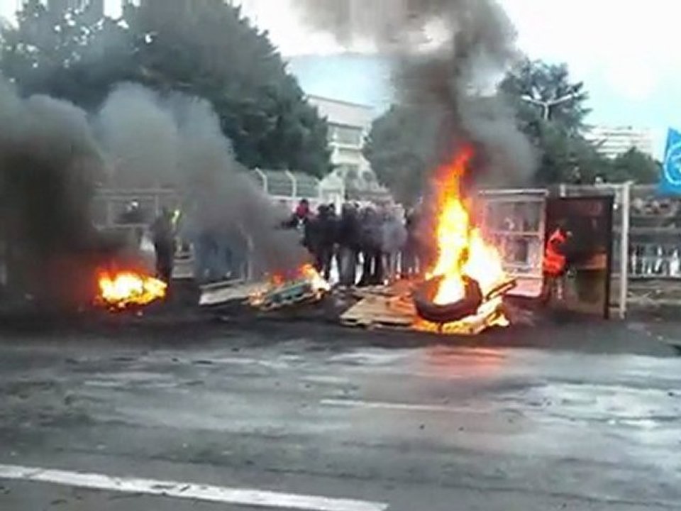 Caterpillar France 6 semaines de lutte des salariés