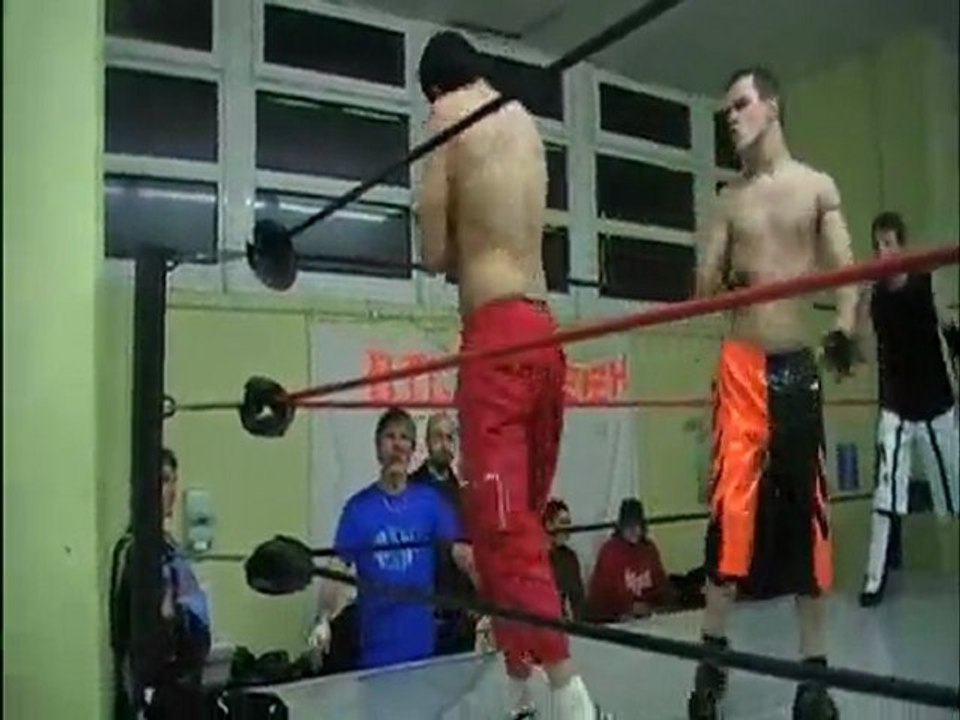 Néo Shéron Versus Cody Mc Wild Clip