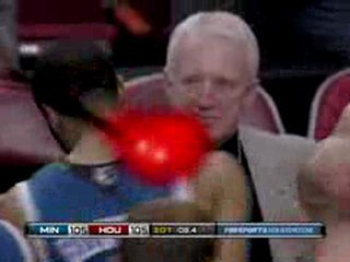 Wayne Ellington sends the game into triple overtime after hi