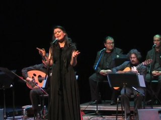 Abir Nasraoui Performs 'Maktoub' Honoring Hedi Jouini in Paris 🇫🇷