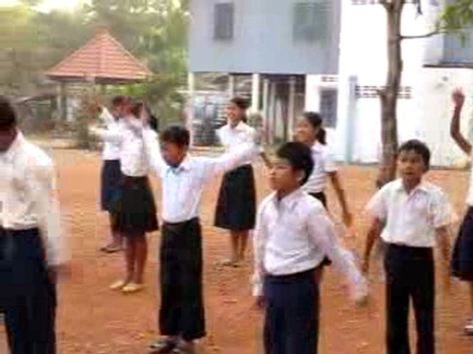 Matinée sportive au Cambodge