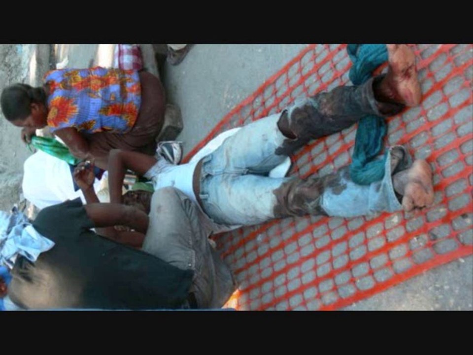 Haïti 300.000 sans-abri à Port-au-Prince, pillage d'entrepôt