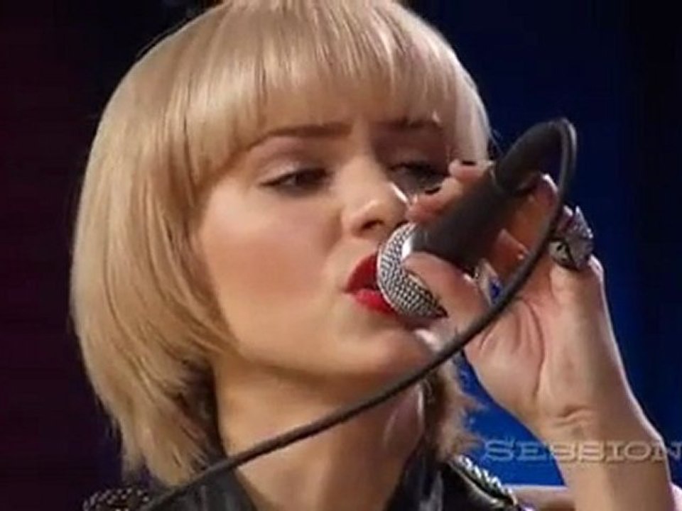 Katharine McPhee :: Lifetime (Live on AOL Sessions)