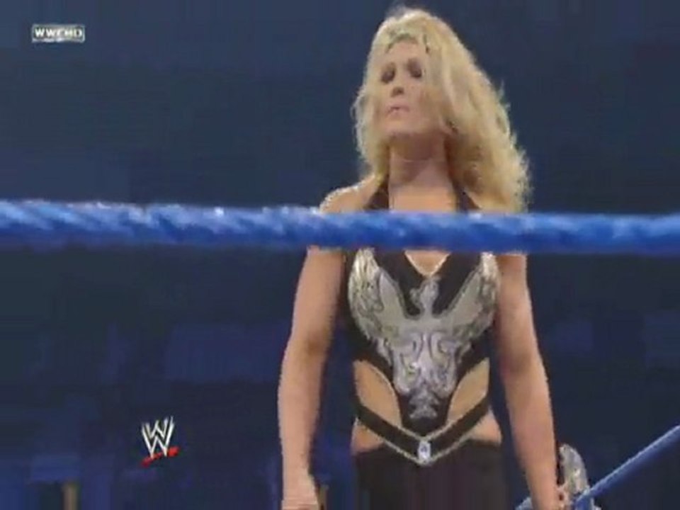 Beth Phoenix Vs Mickie James