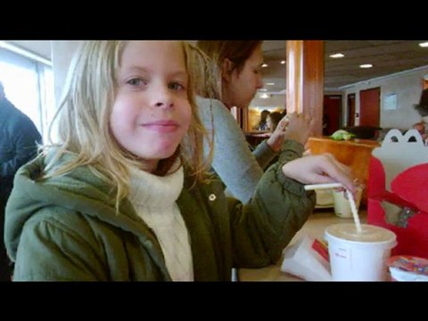 lola au MC DO 2010 a nice beach plage