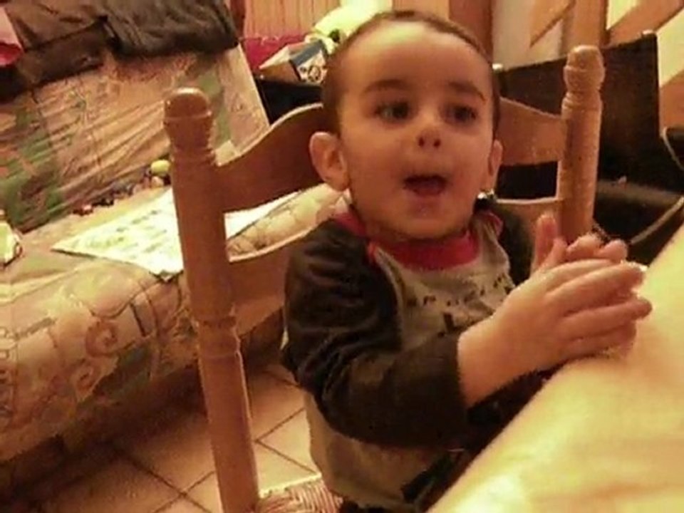 Je mange mon liégeois tout seul