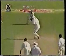 Shoaib Akhtar Hits Mohammad Azharuddin
