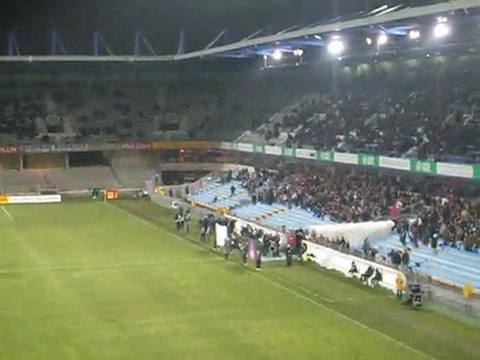 Entrée des joueurs mhsc-ogcn + fumis a la butte (1.30 )