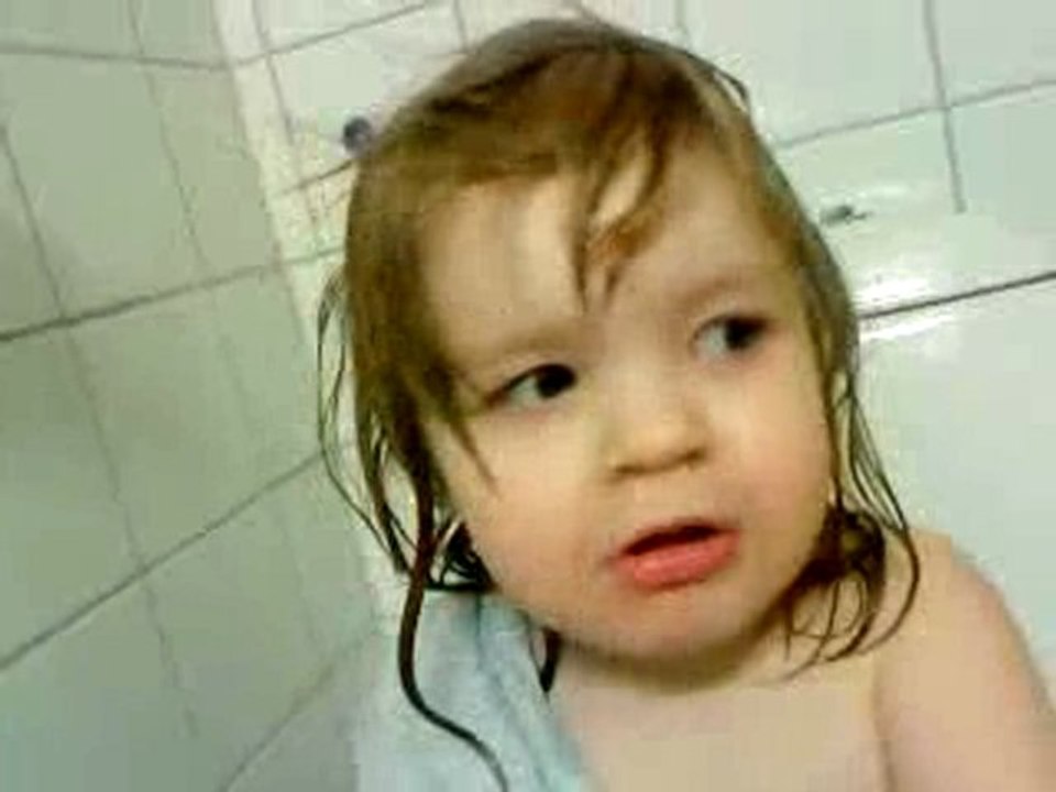 MOV03883