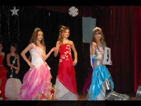 robes de soirée miss noel roost warendin 2009