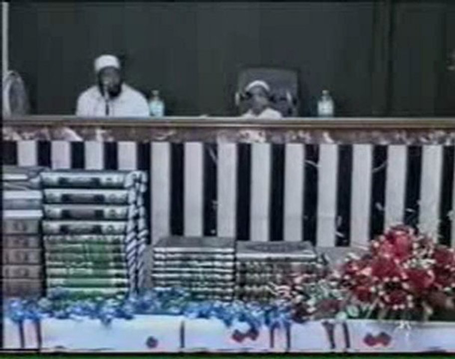 CORAN  recitation ma cha ALLAH d'un jeune garcon