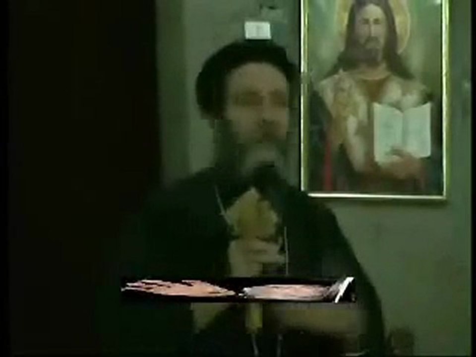 كاهن قبطي معفن يتطاول على السادات الله يرحمه