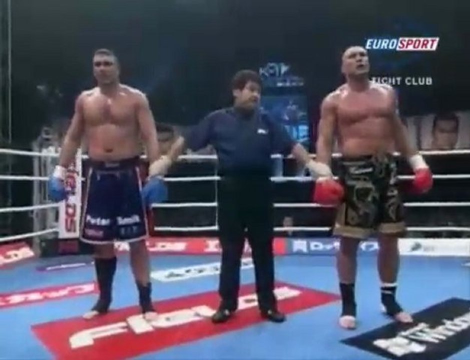 Jérôme Le Banner vs Peter Aerts - 19112005 Part 2 K1 kickbox
