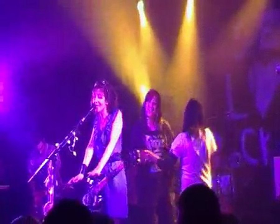 Ilis - Sex, love & rock'n'roll (live) Paris