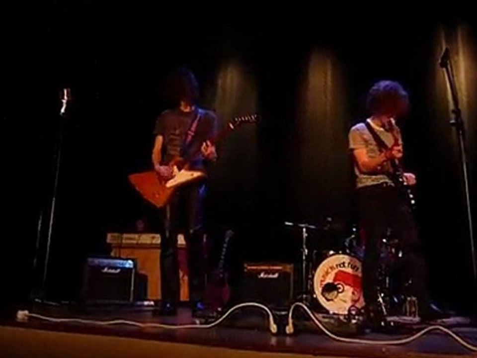 Through Waxseals - Dancing Shoes (15/01/10)