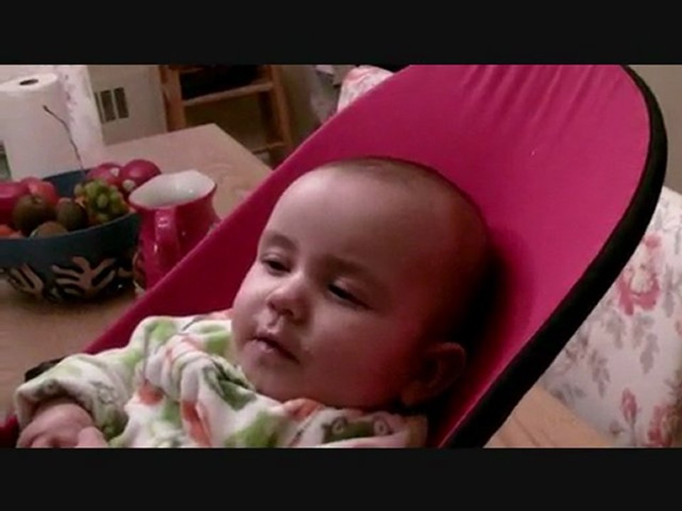 A table avec Alexis premiers repas cereales ou carottes