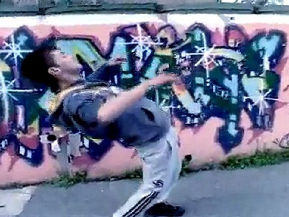 JaPoN, FaMe, DiLLirGa-KıZı, AzReaL - Kaldır Elleri