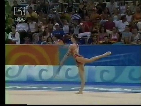 Eleni Andriola - GRS 2004 (Clubs/Massues)