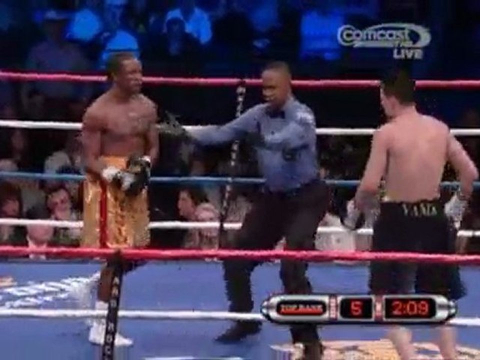 Vanes Martirosyan vs Kassim Ouma !RK!_clip1