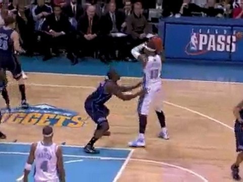 Carmelo Anthony goes off for 37 points and eight boards, in