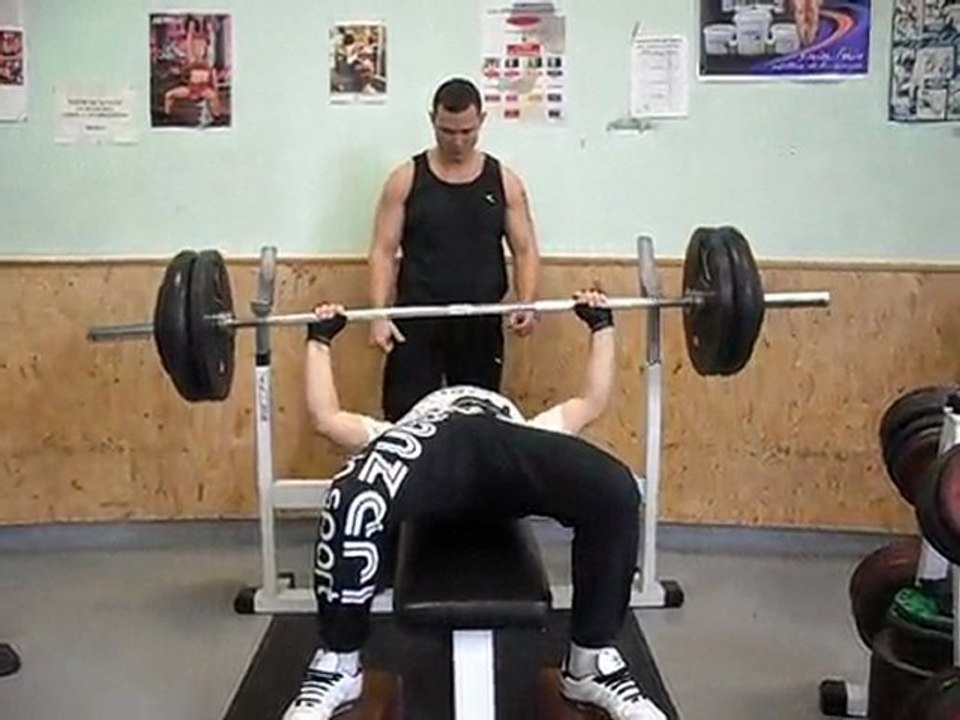 bench press 105 kg
