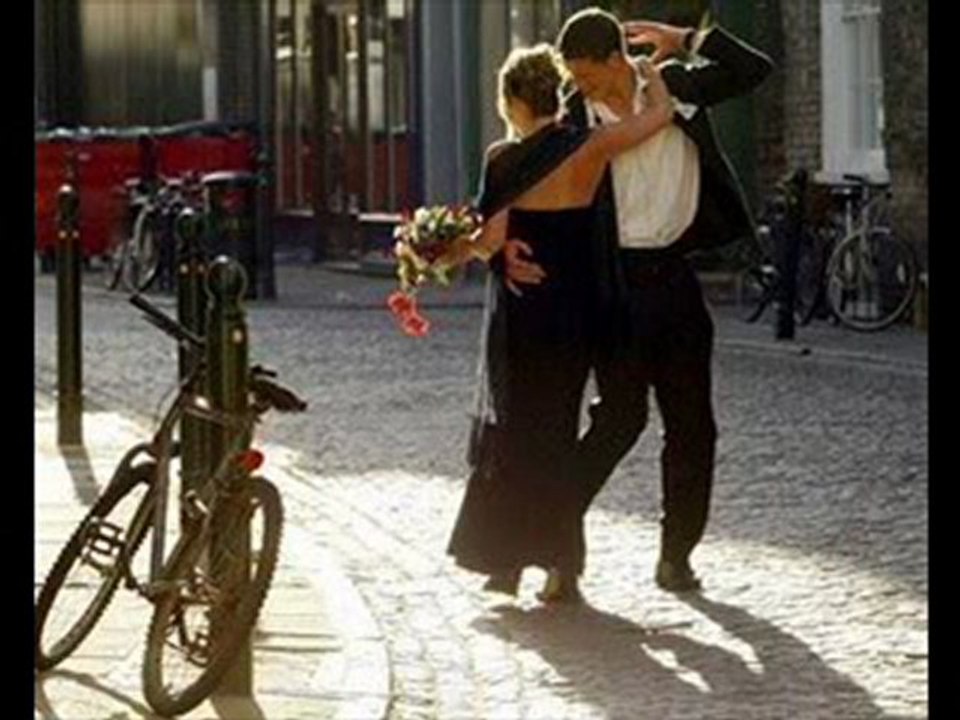 resmen aşığım- nil karaibrahimgil