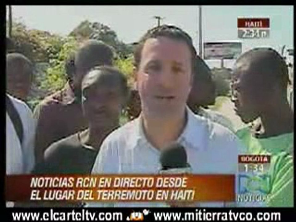 Felipe Árias (Noticias RCN) llorando en Haití