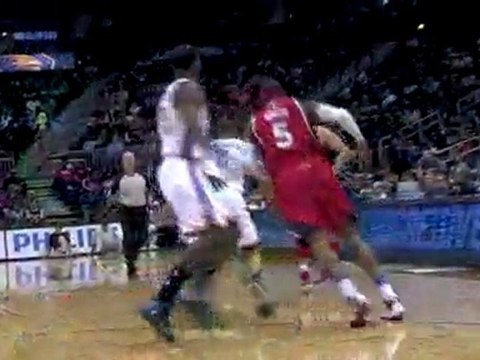 Mike Bibby sets a pick and roll with Josh Smith for the easy
