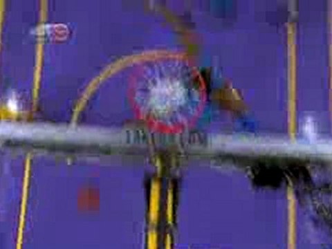 Magic execute the fast break ending up with a alley-oop pass