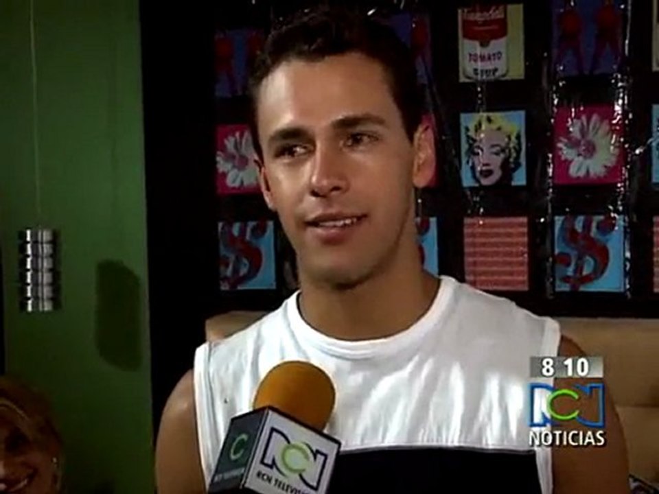 AEC - detras de cameras