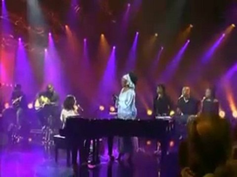 African Divas - Mali - Oumou Sangare Alicia Keyes