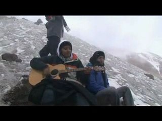 les aiguilles de whymper sur le chimborazo en Equateur.