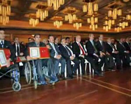 Devlet Övünç Madalyası tevcih töreni