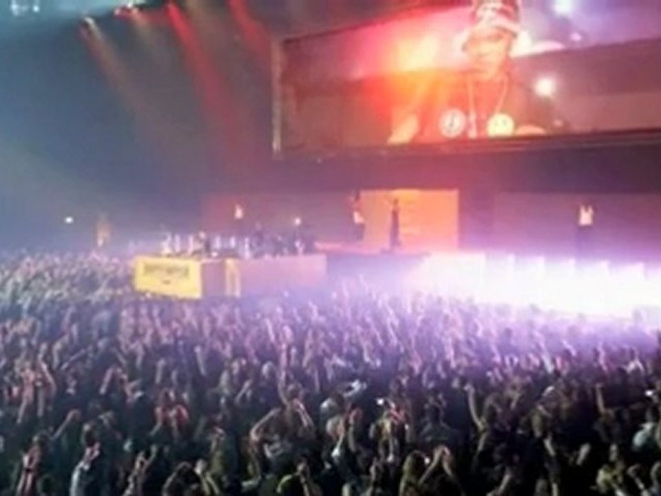 Jermaine Dupri Remix of Dj Chuckie's - Let the Bass Kick