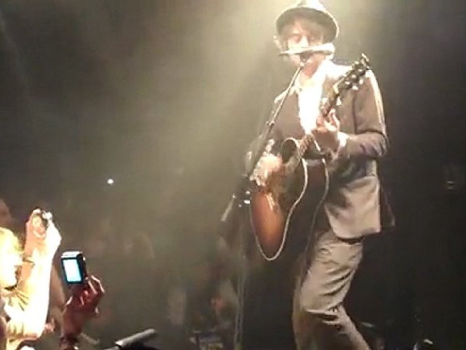 Peter Doherty à La Flèche d'or , 18/01/2010 (1/3