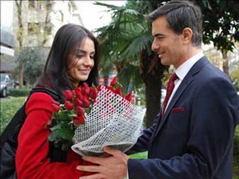 Unutulmaz Ağlama Yağmur Gözlüm Mp3 indir