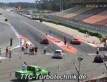 VW Golf R32 Twinturbo vs. Ferrari. F430