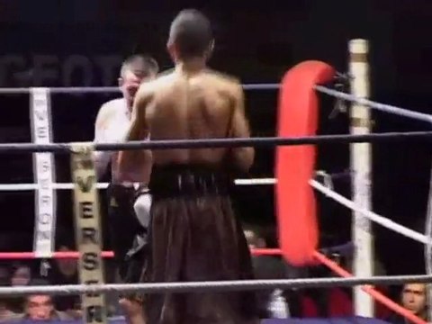 Boxe : Championnat de Fance poids mouche à Manosque(round 4)