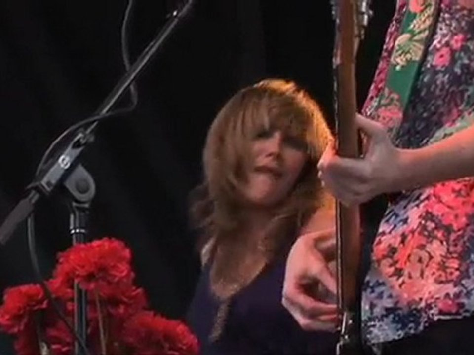 Grace Potter & The Nocturnals Performing Medicine