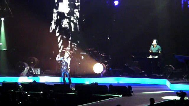 Depeche Mode - Insight (Live @ Paris Bercy 2010)