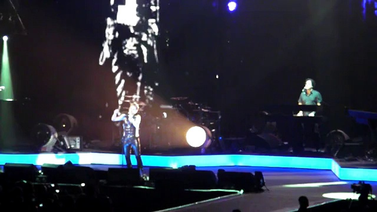Depeche Mode - Insight (Live @ Paris Bercy 2010)