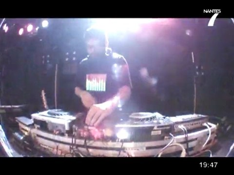 Mighty Underdogs en live