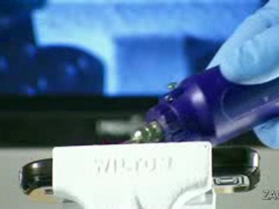 Samsung Behold 2 - Scratch Test