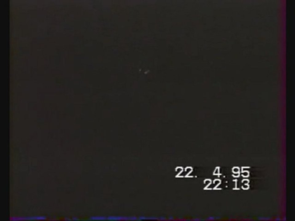 Ovni ufo triangulaires dans le monde depuis 1980