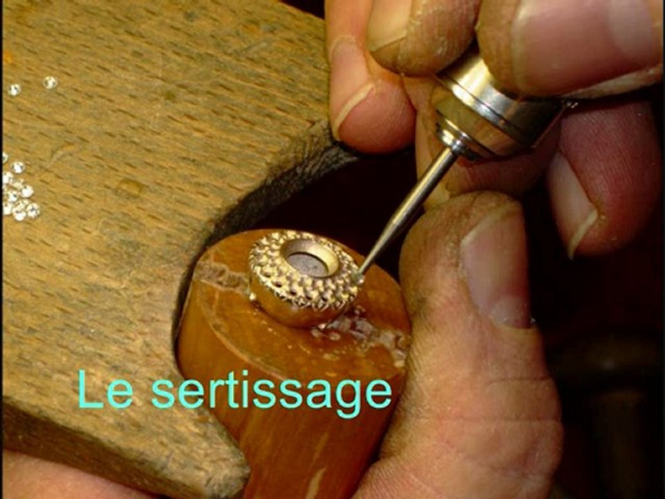 Fabrication d'une bague en Corne d'abondance