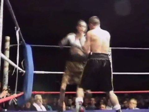 Boxe : Championnat de Fance poids mouche à Manosque(round 8)