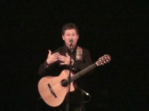 Ange Adamo -live- Texte intro petit détail bifurqué sur la r