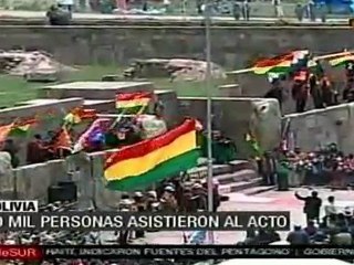 Evo Morales es investido presidente por pueblos originarios